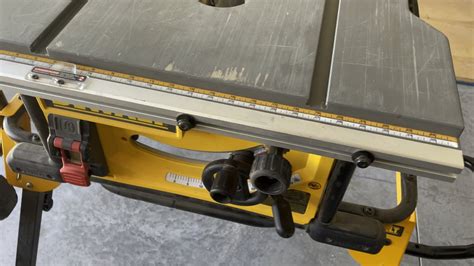 Dewalt table saw bevel adjustment stuck 1 – Bosch 0601B30570 GTS 10J Table Saw – Best For Safety Of Usage